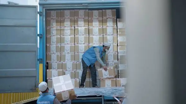 Delivery stage — container loading
